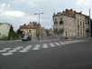  place Godefroy de Bouillon en direction du centre-ville